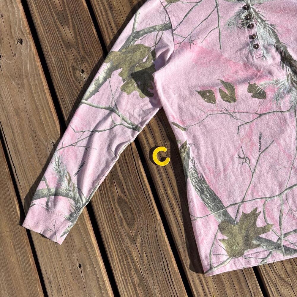 RealTree pink longsleev - Picture 3 of 5